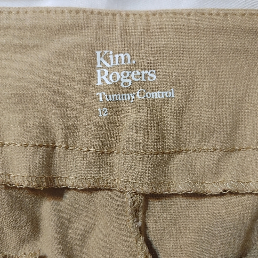 KIM ROGERS TUMMY CONTROL WIDE BAND WAIST STRETCH CAPRI PANTS, TAN 12 - Picture 5 of 6